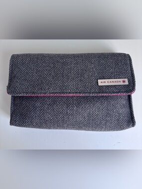 Air Canada Gray Travel Amenity Pouch